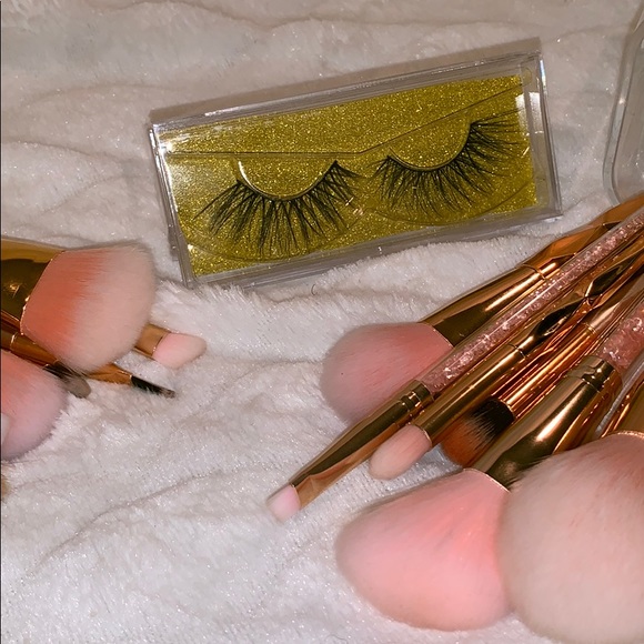 💎5/$25💎 Wispies High-Quality Mink Eyelashes - Picture 4 of 5